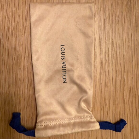 My LV Chain Two Classique Square Sunglasses - Picture 7 of 8